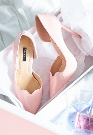 Pantofi stiletto Amora Roz ieftini online din materiale de calitate