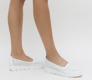 Pantofi casual albi de primavara Daikin din piele naturala perforata