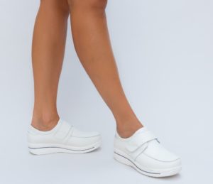 Pantofi ieftini albi casual de primavara Iron ce se inchid cu scai