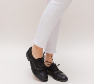 Pantofi negri oxford casual cu sireturi Linda pentru primavara