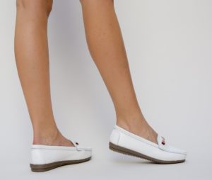 Pantofi dama albi fara toc din piele naturala Tonia prevazuti cu talpa de silicon