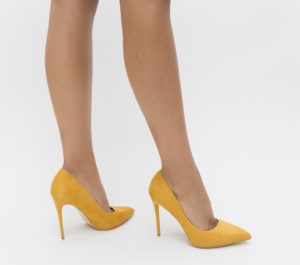 Pantofi de seara galbeni stiletto eleganti cu varful ascutit Costas realizati din piele intoarsa eco