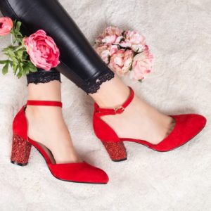 Pantofi rosii cu mediu de 7.5 cm prevazuti cu bareta si varful usor rotunjit Dapirami – Pantofi.Talya.ro