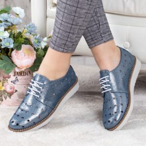 Pantofi office albastri oxford cu sireturi si talpa cusuta realizati din piele naturala perforata Calerini