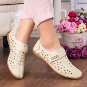 Hong Kong Pledge Unforgettable Pantofi bej casual fara toc de primavara din piele naturala perforata  Labrini – Pantofi.Talya.ro