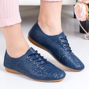 Pantofi comozi albastri fara toc casual de primavara din piele naturala cu perforatii Minobo
