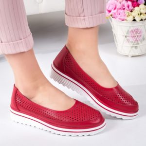 Pantofi rosii slip-on de primavara Riola din piele naturala cu talpa ortopedica de 3cm