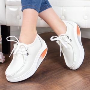 Pantofi albi cu sireturi casual de dama realizati din piele naturala de calitate Stameno