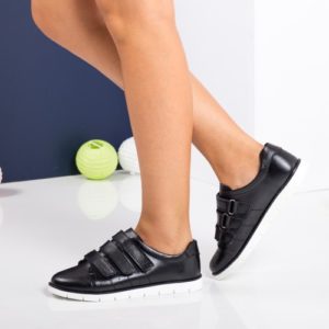 Pantofi ieftini negri casual de primavara din piele naturala Vedrana cu inchidere cu scai
