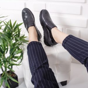 Pantofi de dama slip-on bleumarin casual pentru office realizati din piele naturala Wanda
